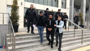 K?rklareli'nde Adliye Bahçesindeki Kavga