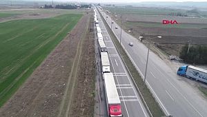 Edirne Kap?kule'de 15 Kilometre T?r Kuyru?u