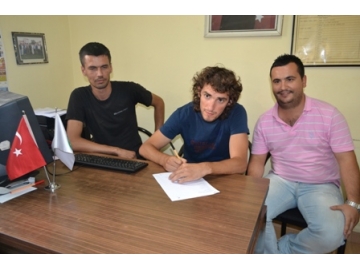 K?rklarelispor’a tecrübeli forvet