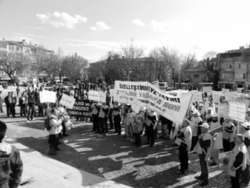 Özelle?tirme protesto edildi
