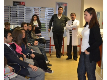 Çizgiüstü Dershanesi’nden “Kariyer Tan?t?m Program?”