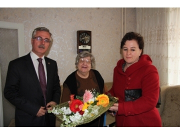 “Ö?retmenlerimizin de anne-babam?z kadar üzerimizde hakk? var”