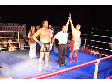 Tekirda?’da “444 Ergen Ring Ate?i” Kick Boks müsabakalar? düzenlendi