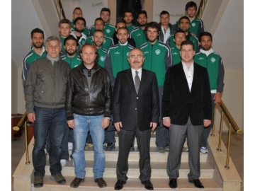 K?rklarelispor�dan Vali Yaman�a te?ekk�r ziyareti