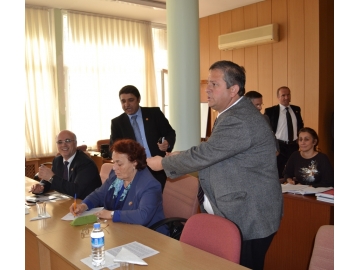 ?l Genel Meclisi’nde gergin dakikalar