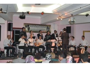  Pınarhisar Kaymakamlığı’ndan Müzik Ziyafeti 