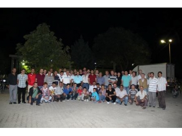 Evrensekiz Moto8Evrensekiz’den iftar yeme?i