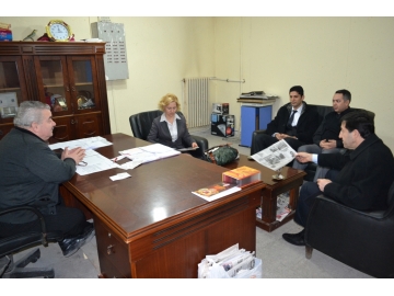 �?lk faaliyetimiz bayanlara y�nelik olacak�