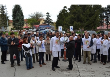 Devlet Hastanesi�ndeki Grev�e m�dahale iddias?