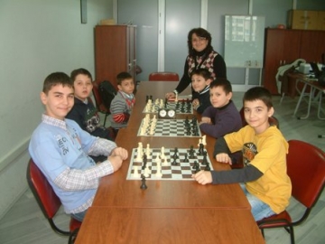 L�leburgaz�da satran� kursu a�?ld?
