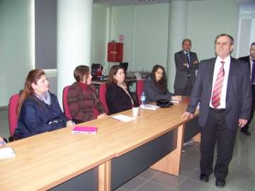??-Kur ve KOSGEB’ten “Giri?imcilik E?itim Program?”