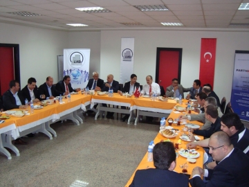 L?AD protokolle kahvalt?da bir araya geldi