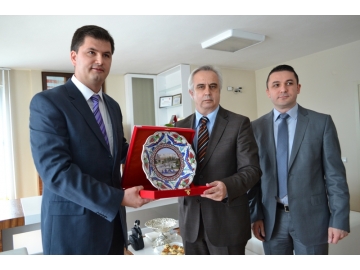 K?AD iade-i ziyaretlerine devam ediyor