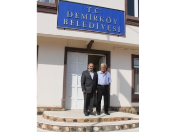 Eski Bakan ?smet Sezgin, Demirköy Belediye Ba?kan? Muhlis Yavuz’u Makam?nda ziyaret etti