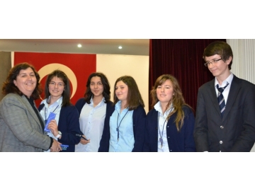 Münazara Yar??mas?’n? Atatürk Anadolu Lisesi kazand?