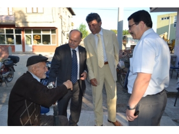 Ecevit’in neferleri yollarda