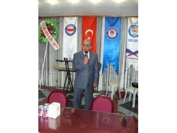 �Memur-Sen sendikac?l??a farkl? bir boyut getirdi�