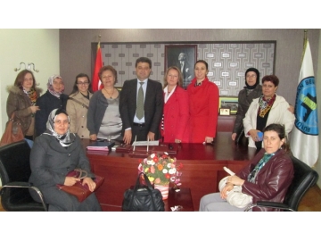 L?AD Kad?n Komisyonu Büyükkar??t?ran Belediye Ba?kan?’n? ziyaret etti