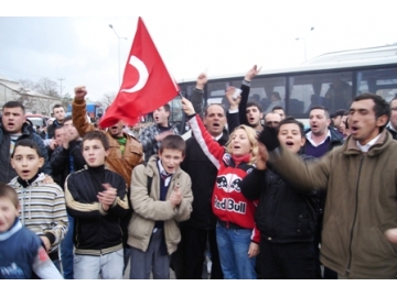 Babaeski Gençlerinden Hainlere Tepki Ya?d?