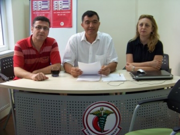 �Hi�bir hekim ikinci g�revinden ayr?lmaya zorlanamaz�