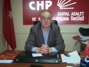 CHP, ?l�e Kongresi�ne kilitlendi