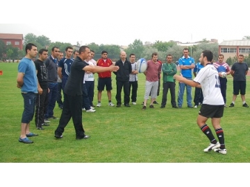 Edirne'de Polisler, Ragbi Tak?m? kurdu