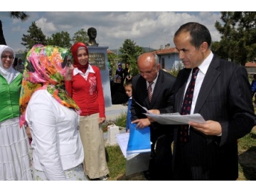 Kurudere K�y� Bayanlar? Sertifikalar?n? ald?