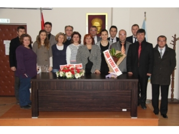 Yemin edip memur oldular