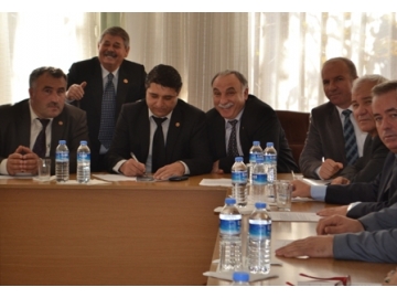 Meclis, kararlar? jet h?z?yla al?yor