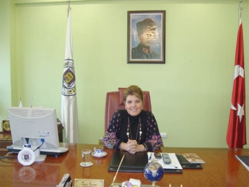 Tun�; �Gen� mecl?s �yeler?mle b?rl?kte el ele ver?p g�zel ??lere ?mza ataca??m?za ?nan?yorum�