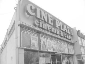 Vatanda?lar?n ilgisizli?i ilimizin tek sinemas? Cine Plaza’ya darbe vuruyor