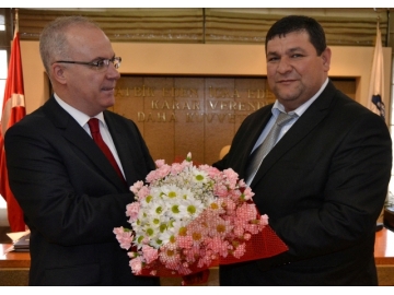 Akda?; “?oför esnaf?m?z bizimle daha iyi hizmet alacak”