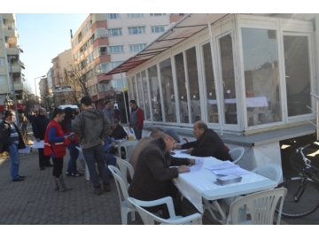 Türk K?z?lay? Kan Ba??? TIR’? K?rklareli’deydi