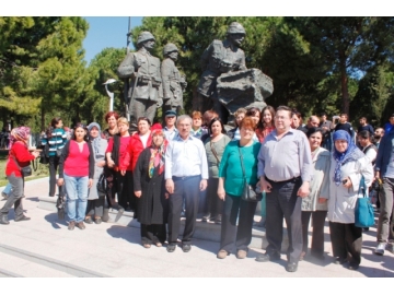 K?rklareli Belediyesi �anakkale Gezisi d�zenledi
