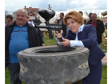 Kavakl? Belediye Ba?kan? ?nci Tunç’tan 1 günde 3 aç?l??