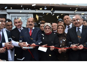 Sa?l?k Bakan? Dr. Mehmet Müezzino?lu Babaeski Devlet Hastanesi’ni hizmete açt?