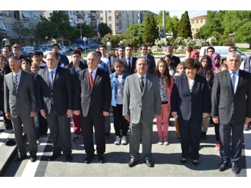 Gençlik Haftas? buruk kutland?