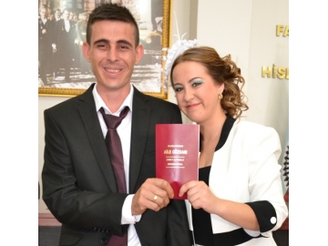Mutlu-Nesrin çifti bir ömür boyu beraberli?i “EVET” dediler