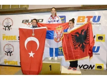 Kırklareli Erginspor Kulübü’nden Taekwondo da Uluslararası Başarı Aleyna Yıldızdal Balkan 2’ncisi oldu