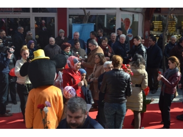 “Bugün kalpler K?rklareli’de at?yor”