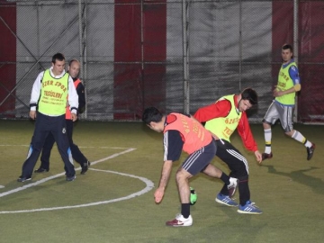 Saha’da Dostluk kazand?