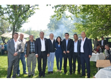 2 �NEML? YATIRIM GEL?YOR